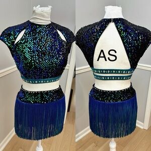 Green/blue costume AS